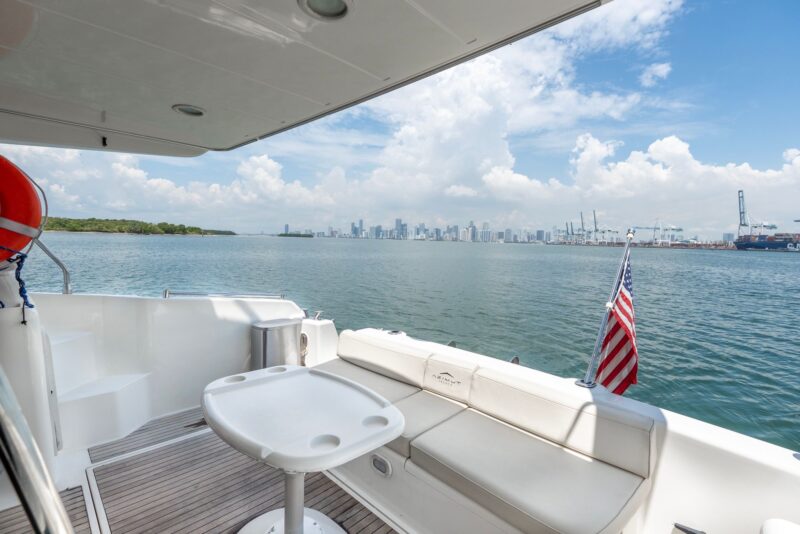 50ft Azimut available in Miami with 1 Jet Ski included for one hrs. - Image 31